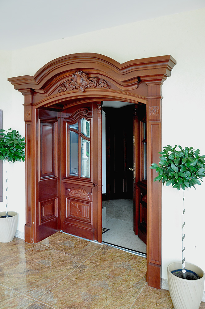 Baroque style bedroom - Drzwi drewniane wewnętrzne i zewnętrzne ...
